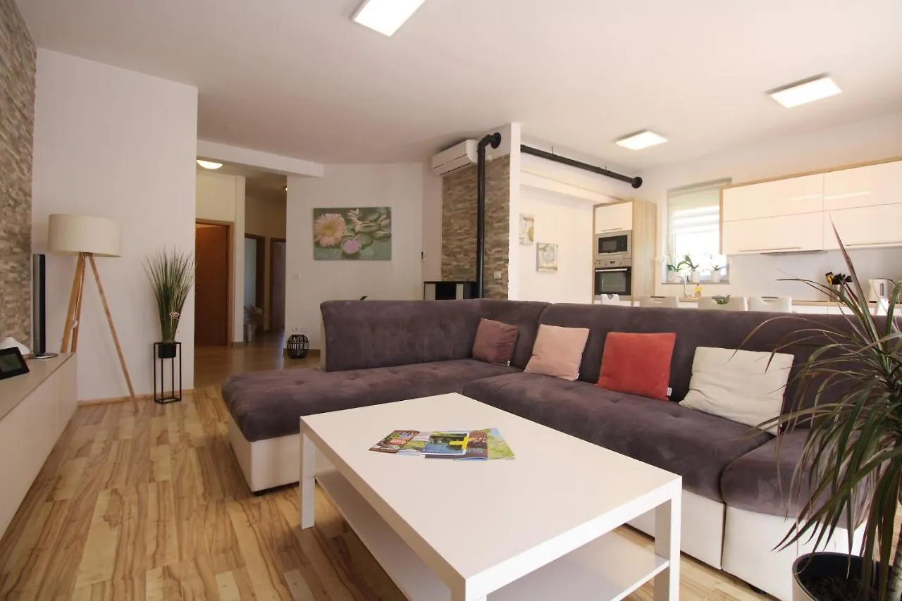 Apartment Vlado 2266 Pula Croatia